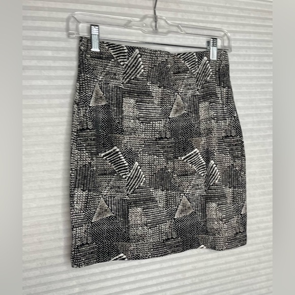• Madewell • Downtown Skirt Batik Black Size Small Elastic Waist Band Geometric - Picture 10 of 11